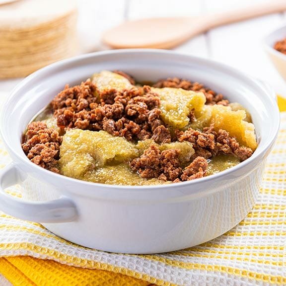 chicharron en salsa verde con chorizo chata - Chicharrón en Salsa Verde con Chorizo Chata